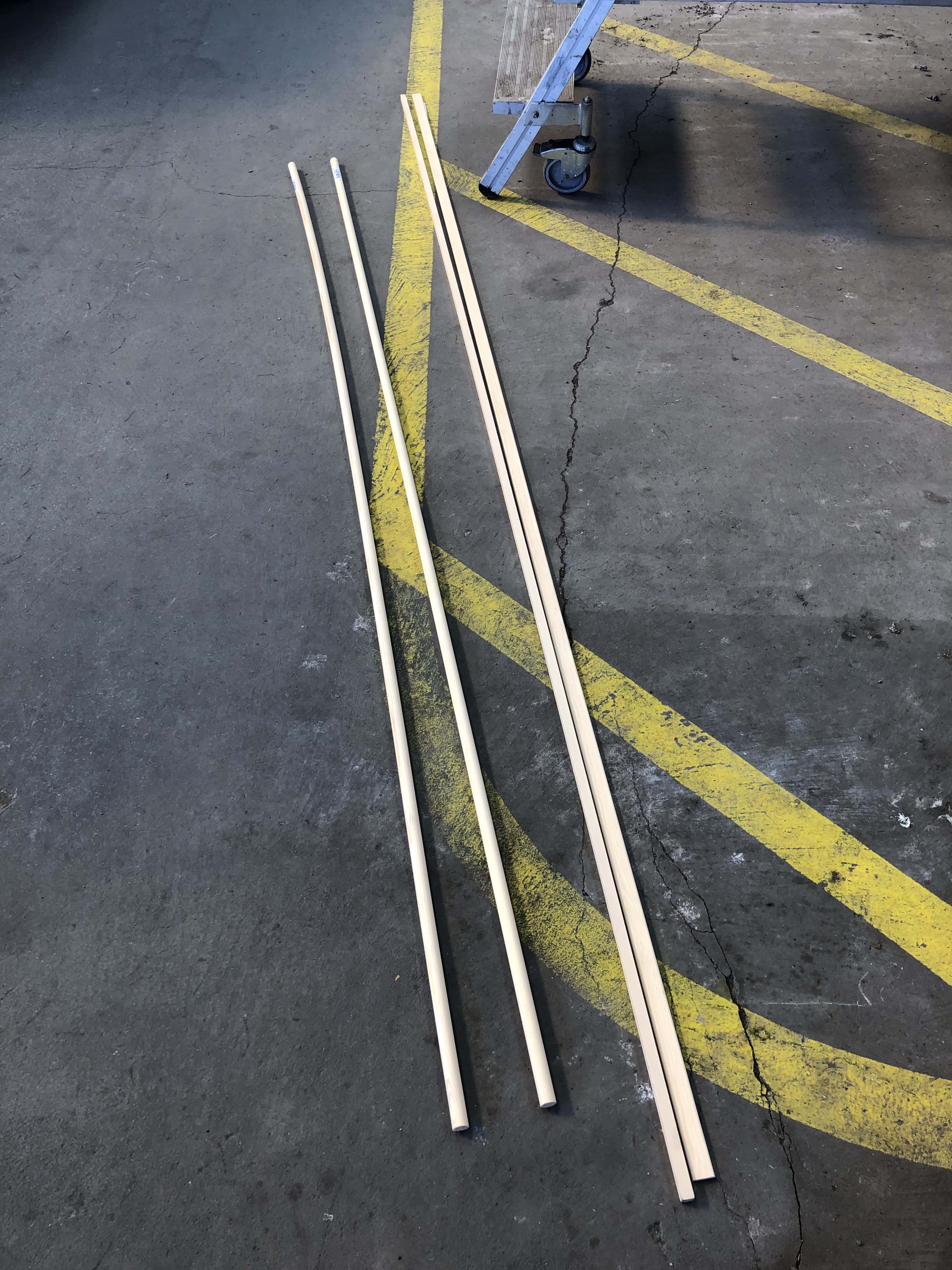 Round sticks for forms, square ones for paddle laminates