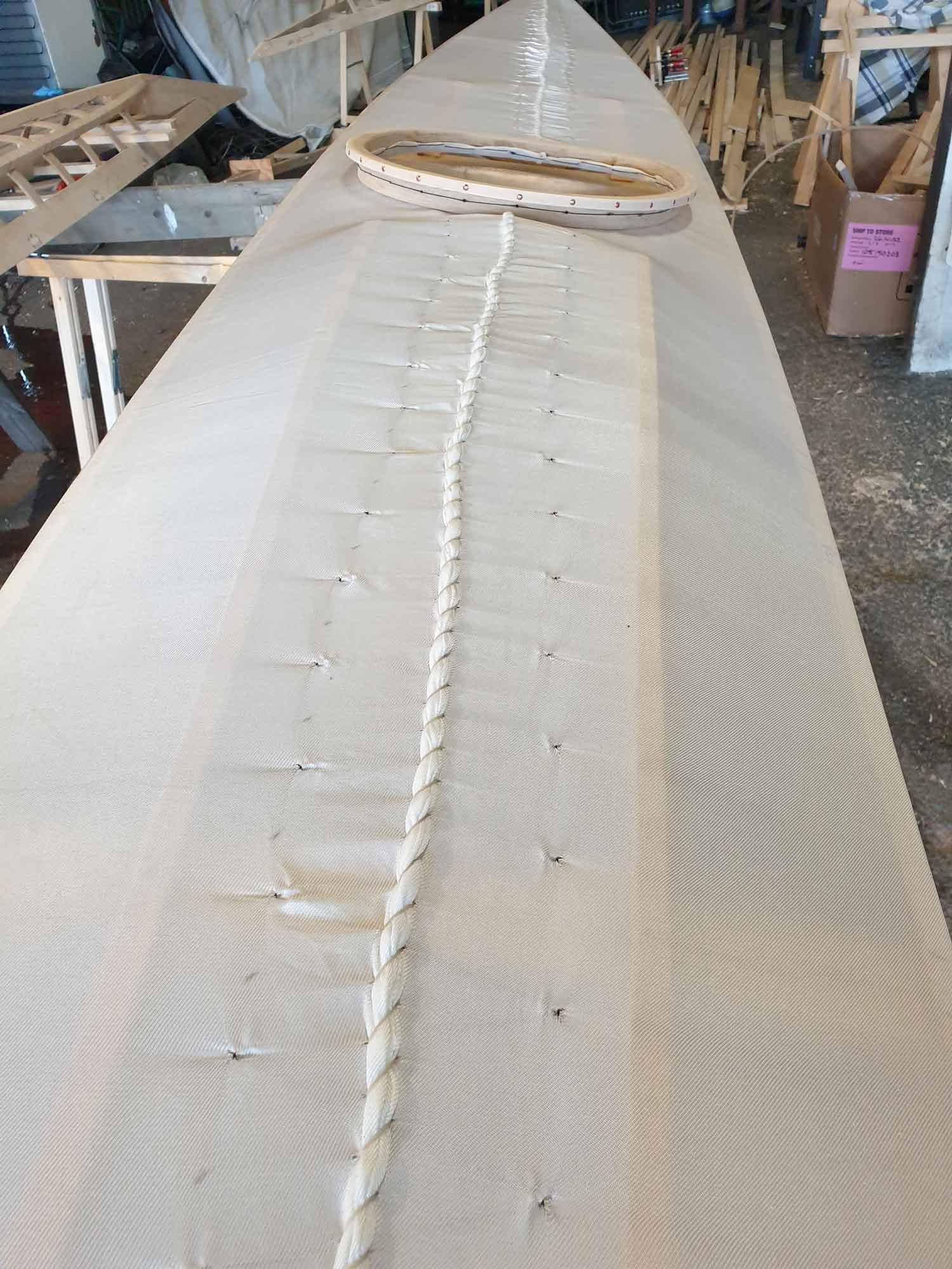 The middle seam. More fabric makes for a thicker "rope"