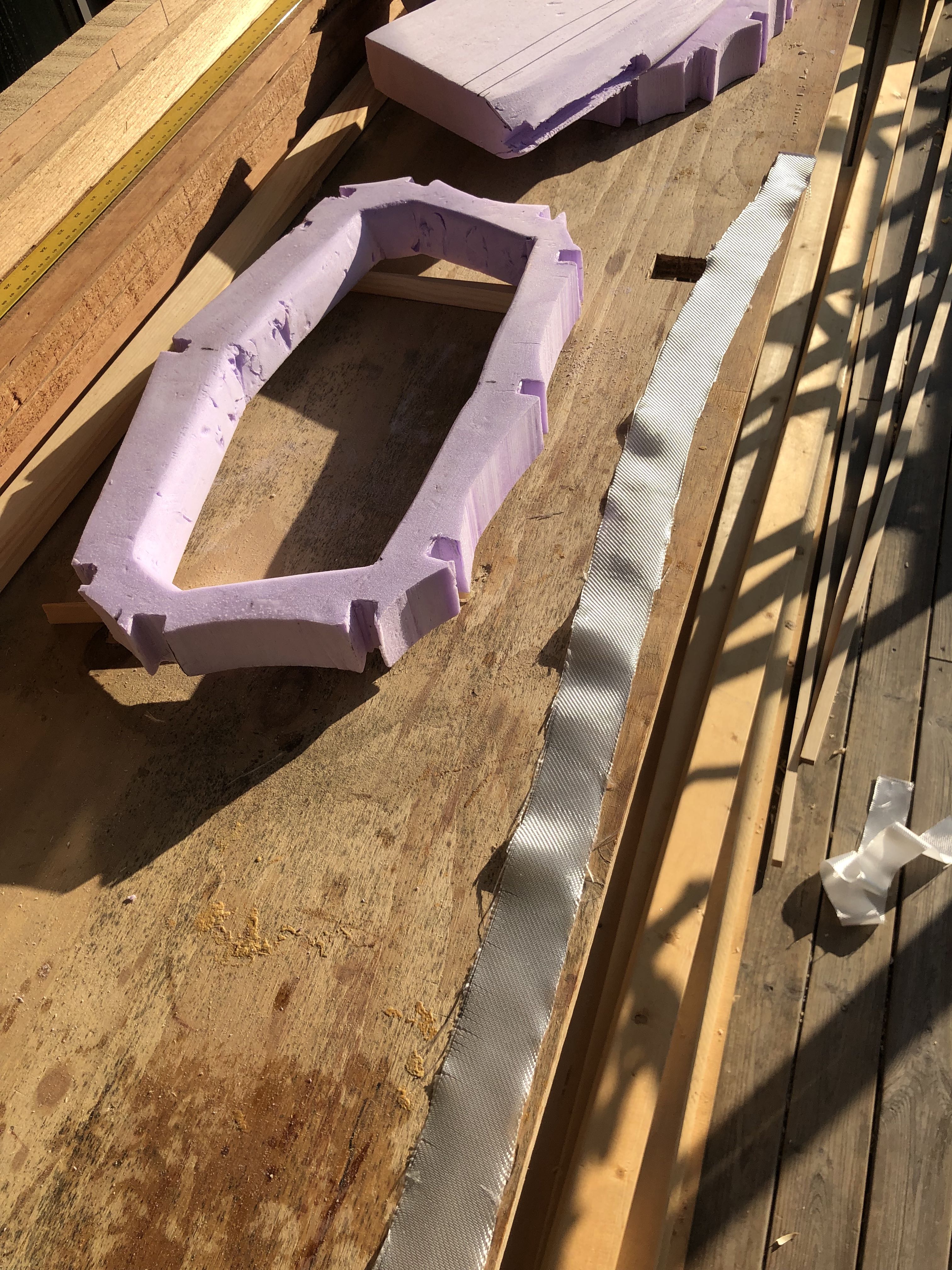 Preparing a circumfering glass layer