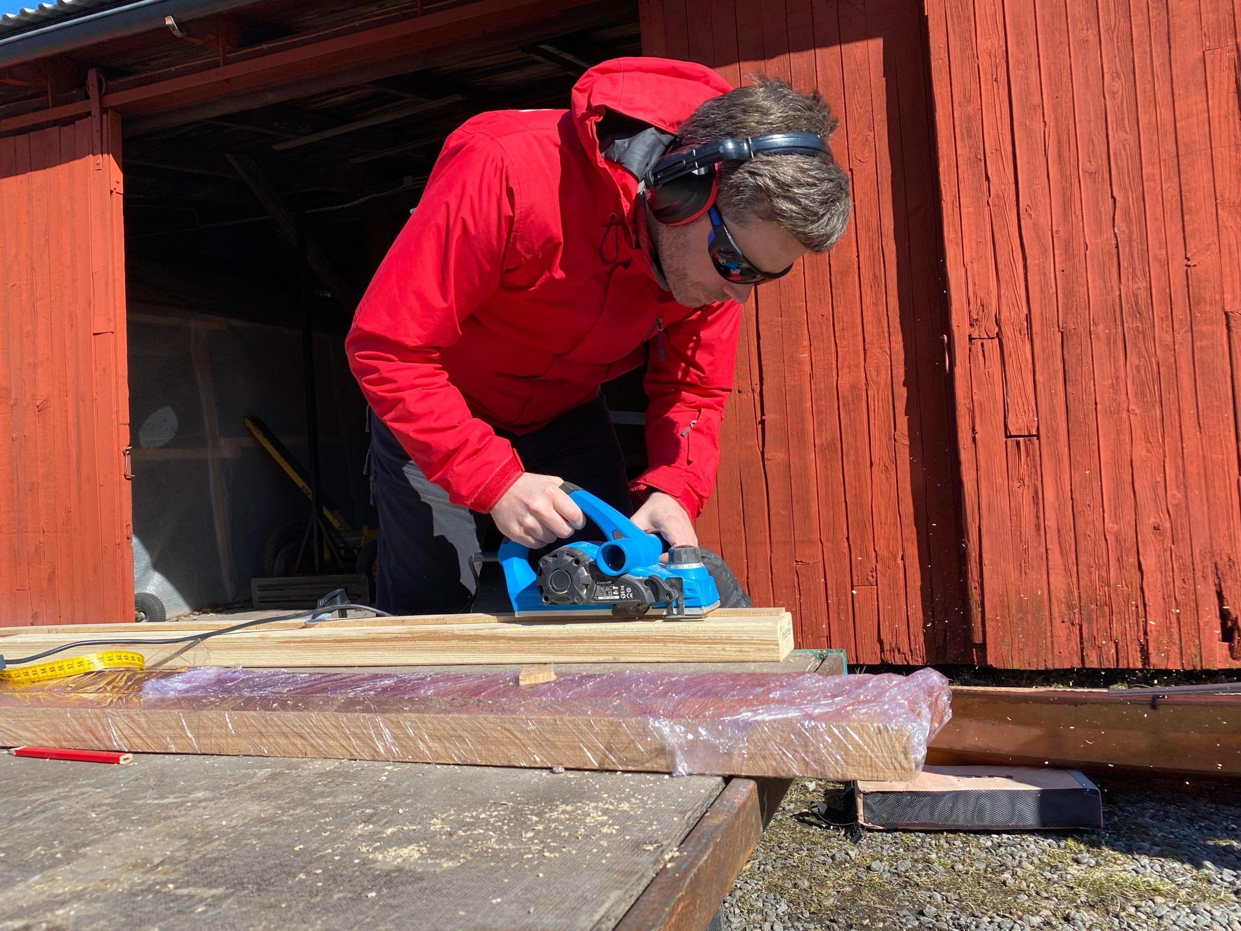 Bevelling the ends for gluing