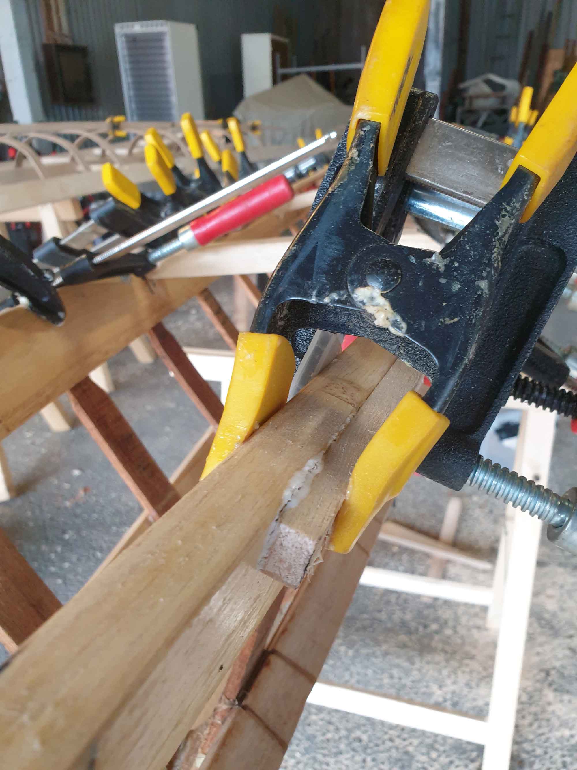 Misglued the extra secondary stringers