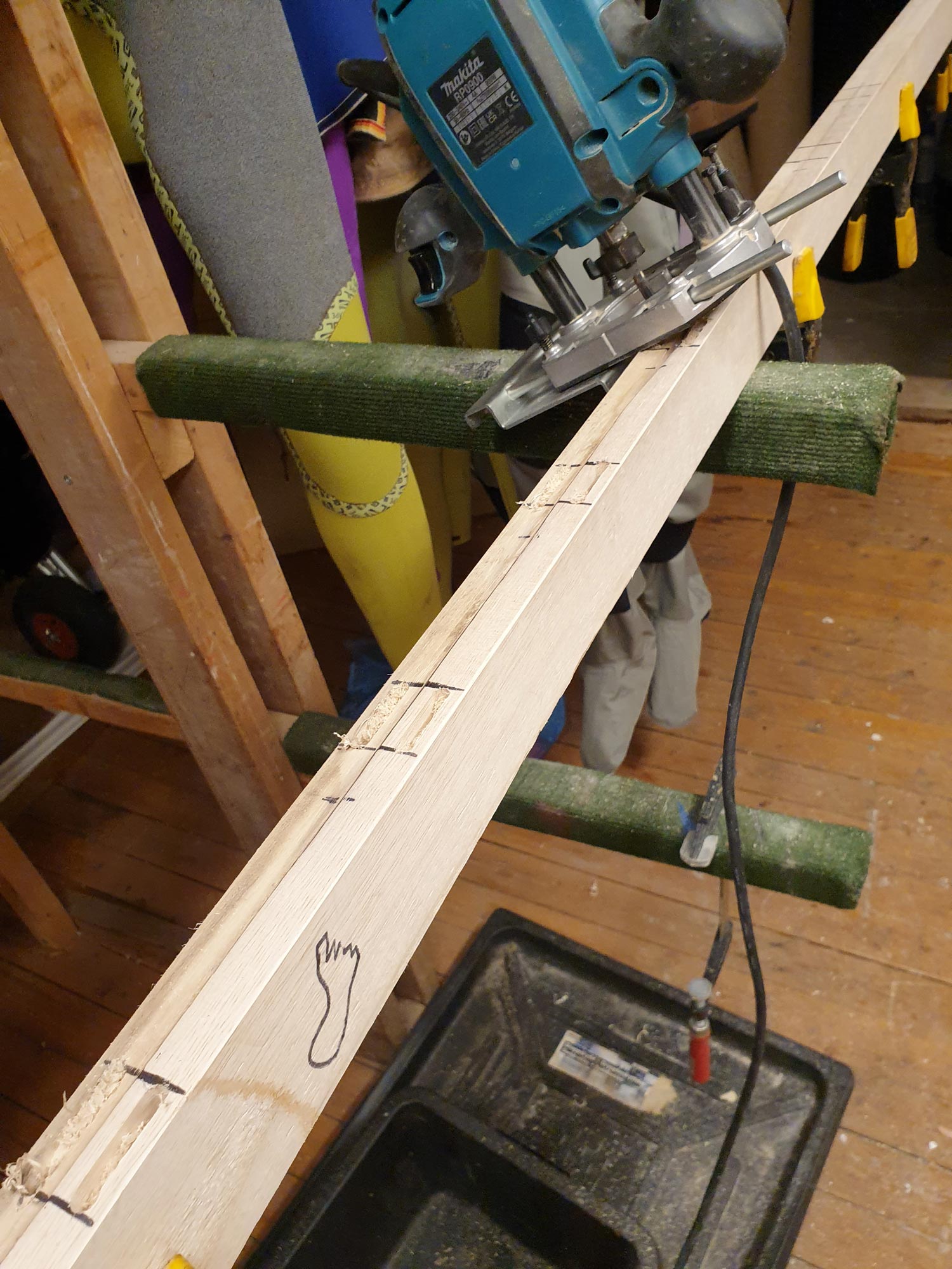 Some sloppy setup for the plunge router